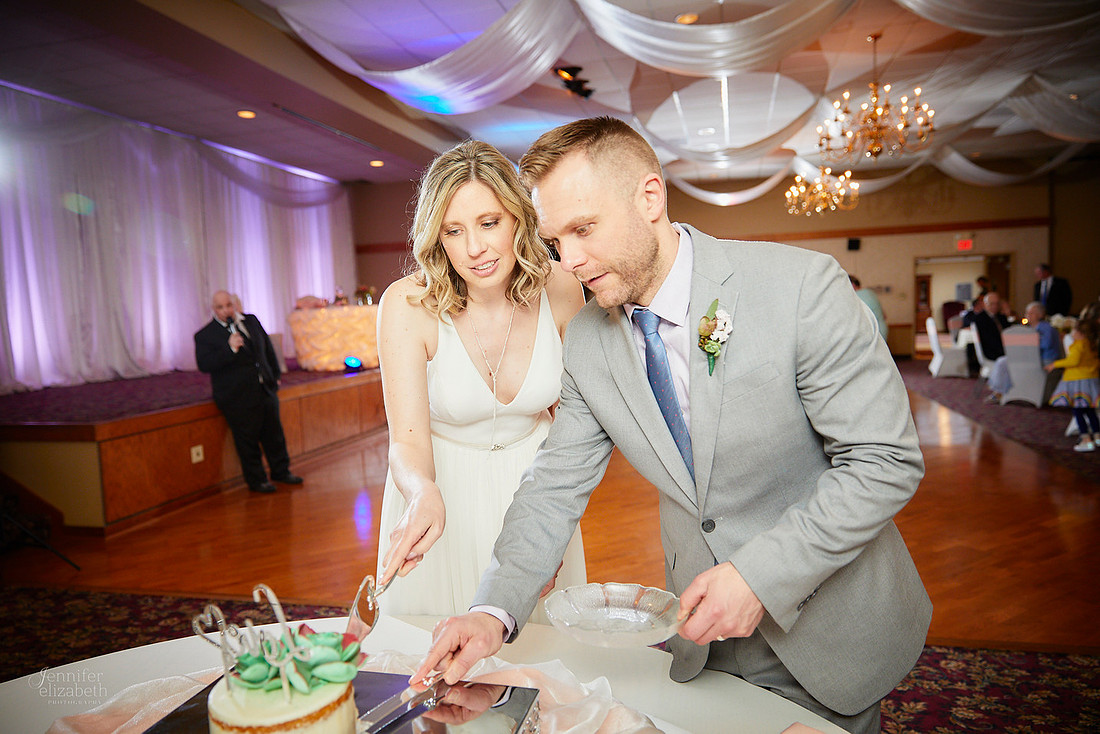 Melissa & Matt: Wedding at Twinhaven Reception Hall