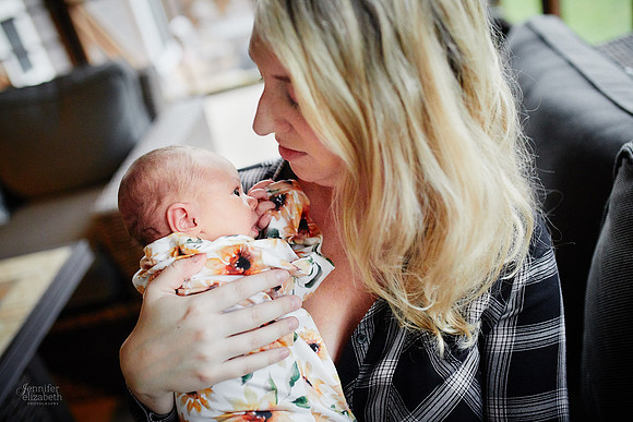 Baby Hazel: Newborn Lifestyle Portrait Session at Home in Chesterland, Ohio