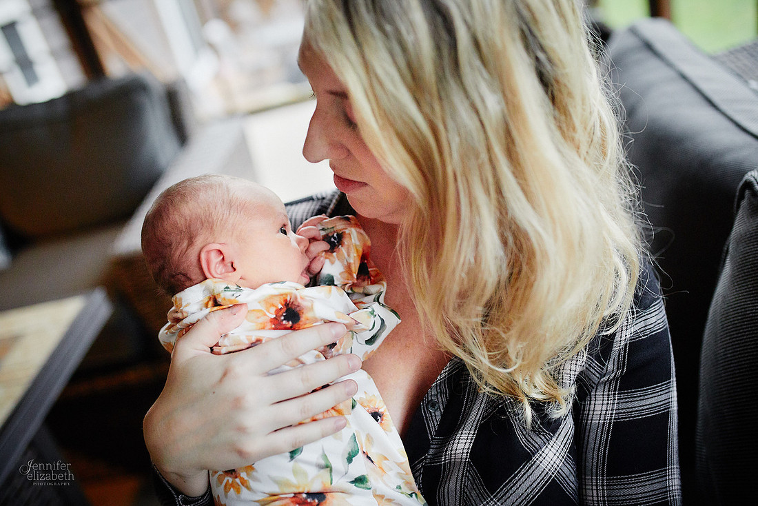 Baby Hazel: Newborn Lifestyle Portrait Session at Home in Chesterland, Ohio