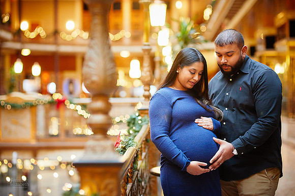 Stephanie & Vick: Maternity Session at the Hyatt Regency Cleveland at The Arcade