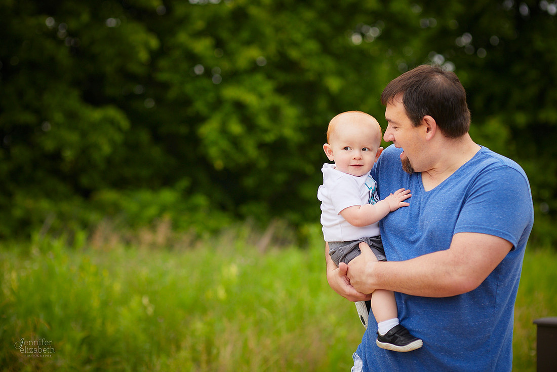 The D Family: Portrait Session at Liberty Ledges Park