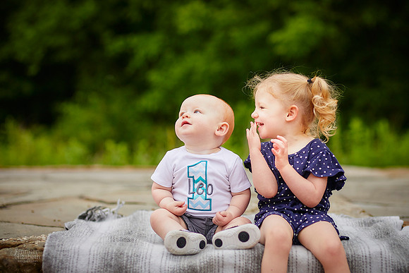 The D Family: Portrait Session at Liberty Ledges Park
