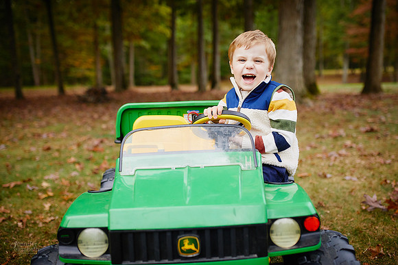 The B Family: Backyard Portrait Session in Alliance, Ohio