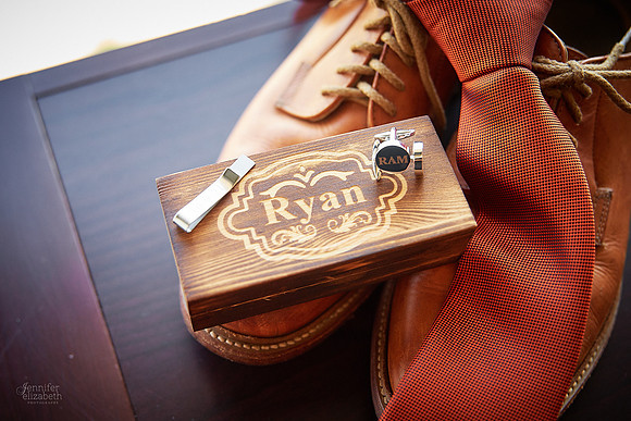 Laura & Ryan: Wedding at Olney Gallery and Tremont Cityside Ballroom in Cleveland