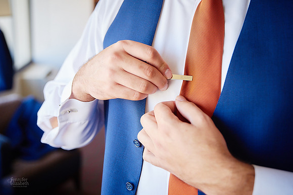 Laura & Ryan: Wedding at Olney Gallery and Tremont Cityside Ballroom in Cleveland