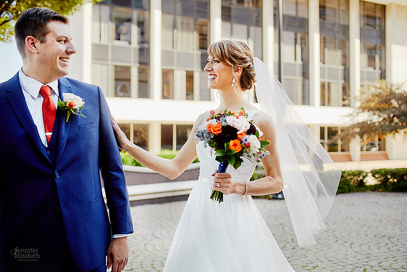 Laura & Ryan: Wedding at Olney Gallery and Tremont Cityside Ballroom in Cleveland