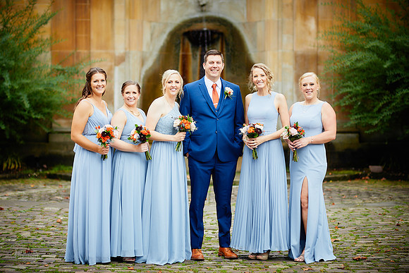Laura & Ryan: Wedding at Olney Gallery and Tremont Cityside Ballroom in Cleveland