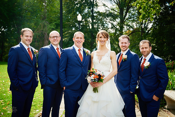 Laura & Ryan: Wedding at Olney Gallery and Tremont Cityside Ballroom in Cleveland
