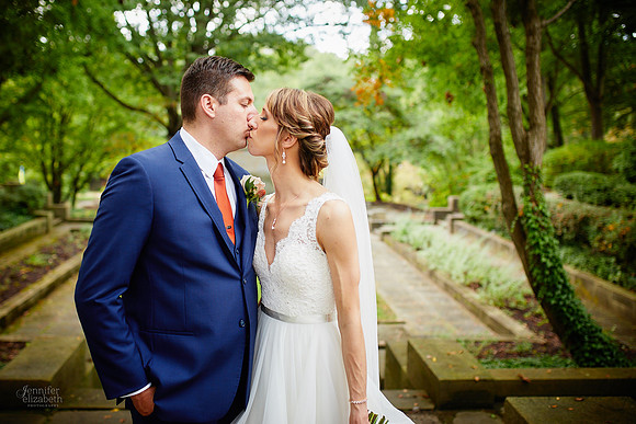 Laura & Ryan: Wedding at Olney Gallery and Tremont Cityside Ballroom in Cleveland