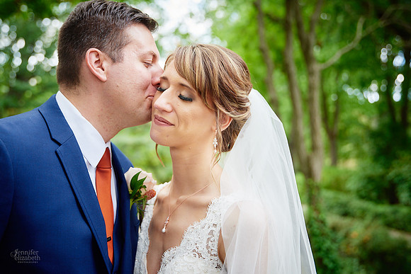 Laura & Ryan: Wedding at Olney Gallery and Tremont Cityside Ballroom in Cleveland
