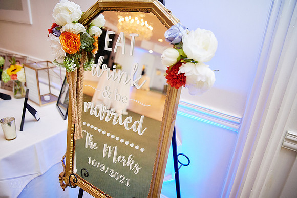 Laura & Ryan: Wedding at Olney Gallery and Tremont Cityside Ballroom in Cleveland