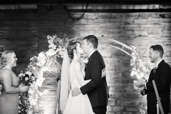Laura & Ryan: Wedding at Olney Gallery and Tremont Cityside Ballroom in Cleveland