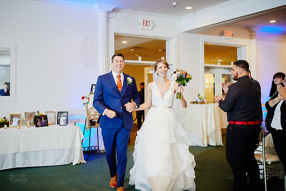 Laura & Ryan: Wedding at Olney Gallery and Tremont Cityside Ballroom in Cleveland