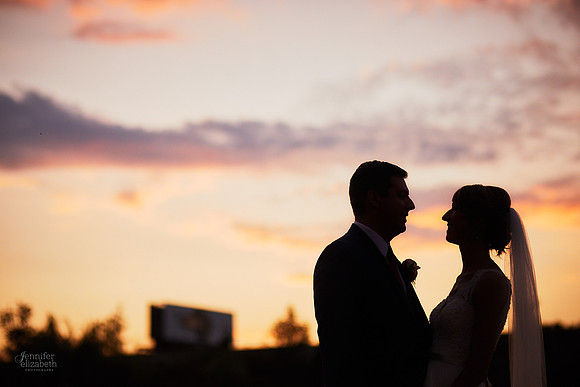 Laura & Ryan: Wedding at Olney Gallery and Tremont Cityside Ballroom in Cleveland