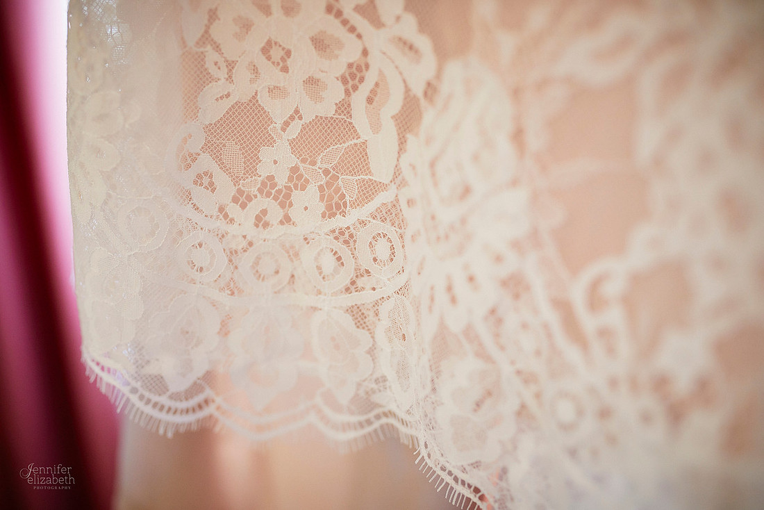 Miriam & Derrick: Downtown Cleveland Wedding at The Union Club