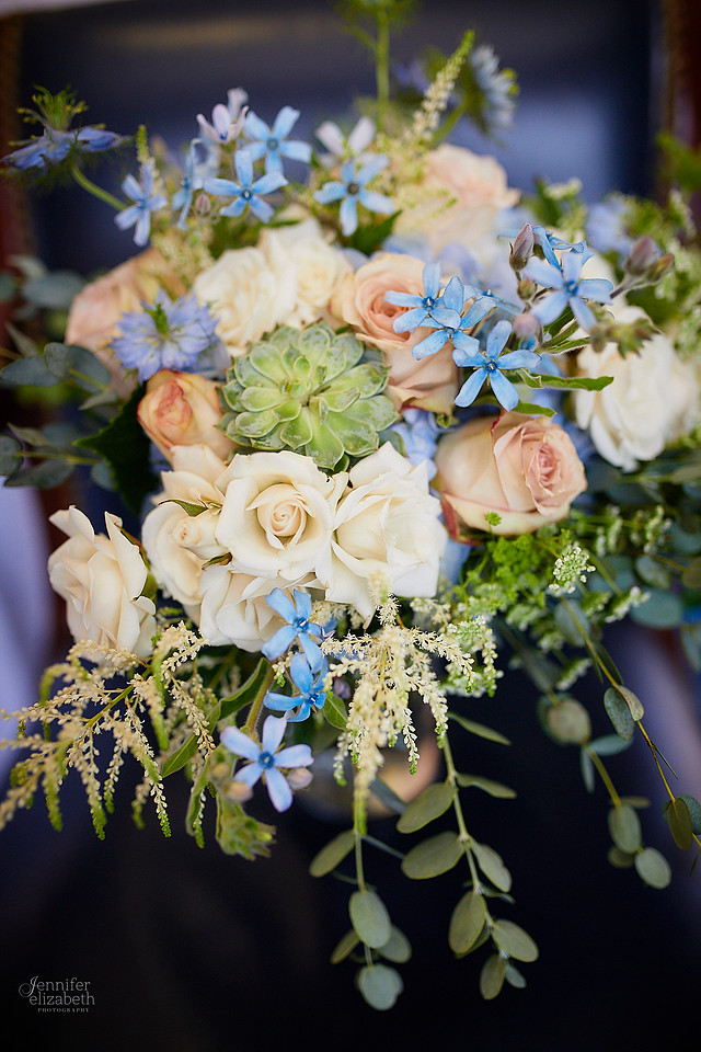 Miriam & Derrick: Downtown Cleveland Wedding at The Union Club