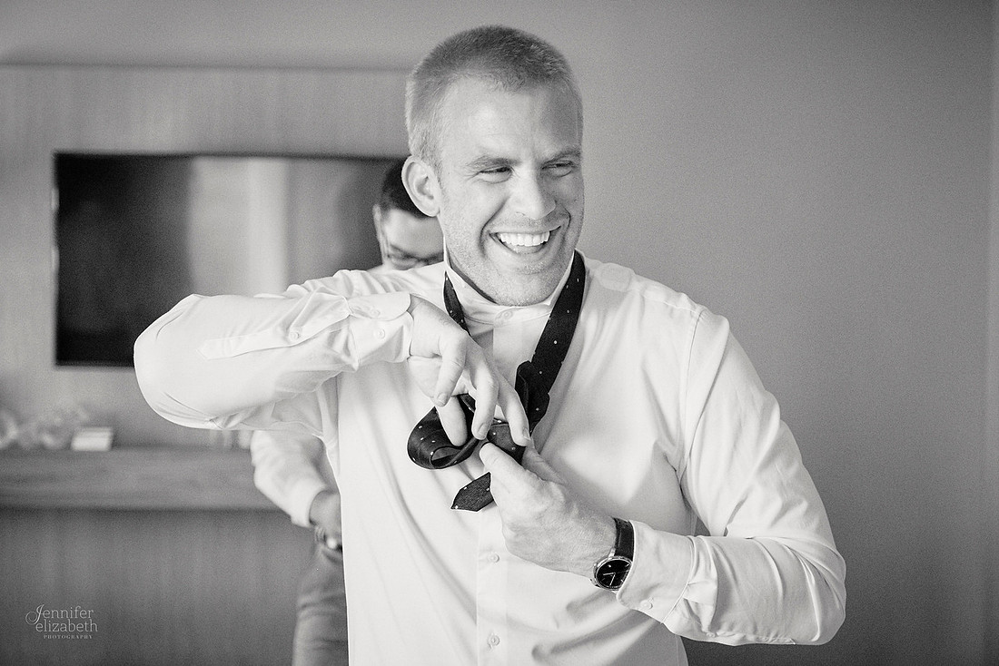 Miriam & Derrick: Downtown Cleveland Wedding at The Union Club