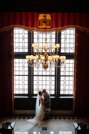 Miriam & Derrick: Downtown Cleveland Wedding at The Union Club