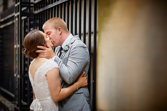Miriam & Derrick: Downtown Cleveland Wedding at The Union Club