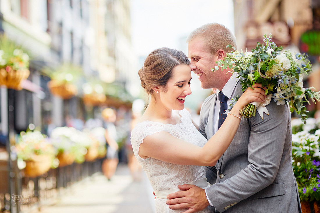 Miriam & Derrick: Downtown Cleveland Wedding at The Union Club