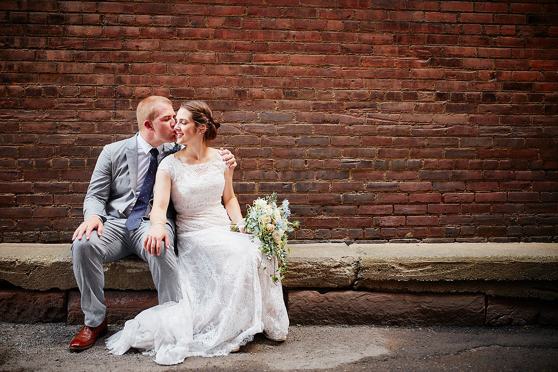 Miriam & Derrick: Downtown Cleveland Wedding at The Union Club