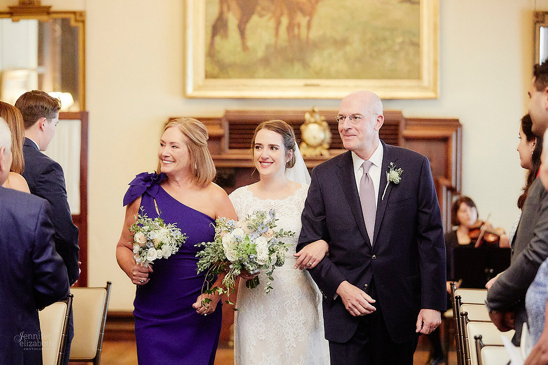 Miriam & Derrick: Downtown Cleveland Wedding at The Union Club