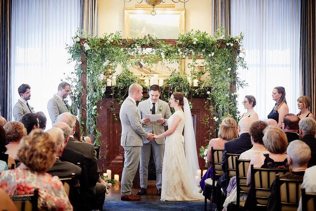 Miriam & Derrick: Downtown Cleveland Wedding at The Union Club