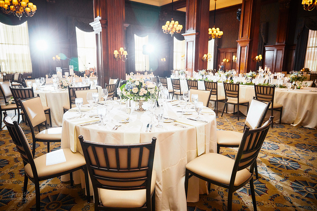Miriam & Derrick: Downtown Cleveland Wedding at The Union Club