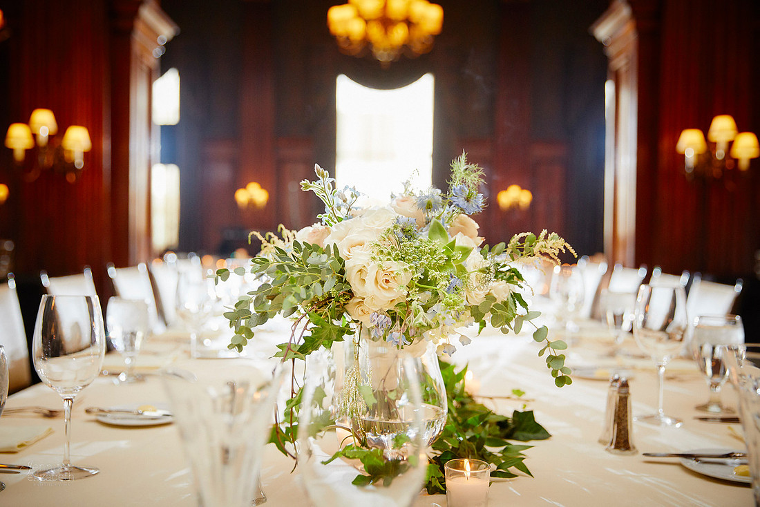 Miriam & Derrick: Downtown Cleveland Wedding at The Union Club