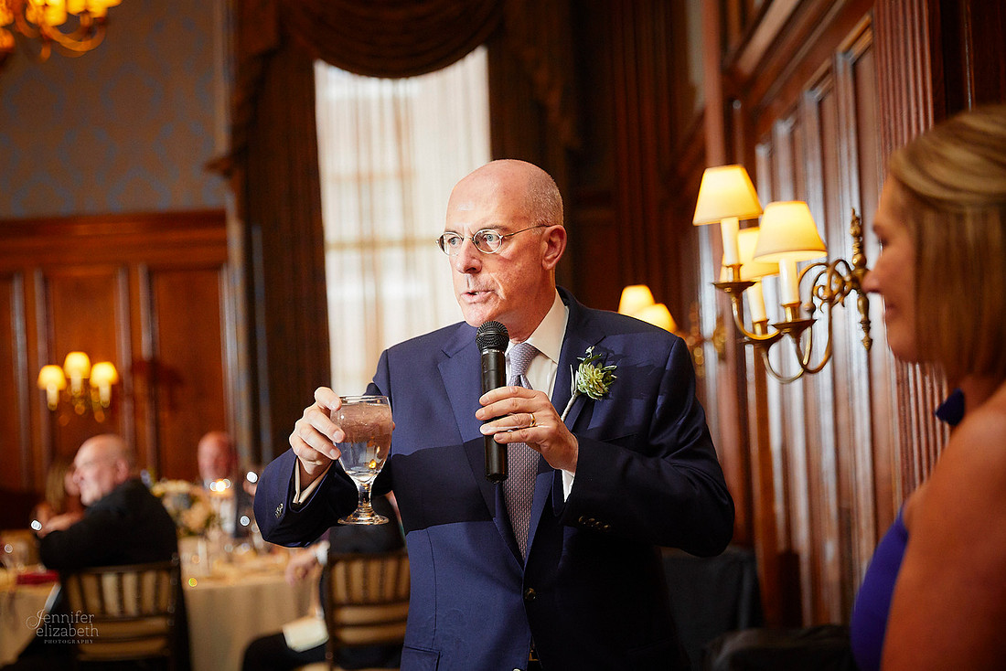 Miriam & Derrick: Downtown Cleveland Wedding at The Union Club