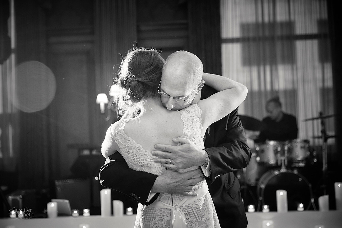 Miriam & Derrick: Downtown Cleveland Wedding at The Union Club