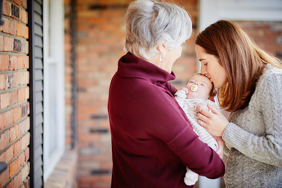 Baby Sarah: Lifestyle Family Session in Lyndhurst