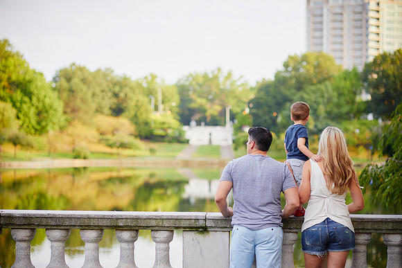 The V Family: Portrait Session at Wade Lagoon and the Cleveland Museum of Art