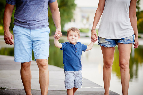 The V Family: Portrait Session at Wade Lagoon and the Cleveland Museum of Art