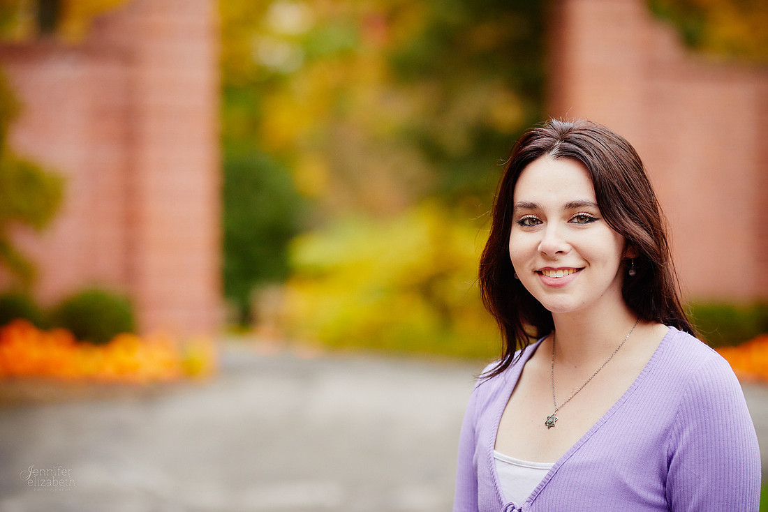 Emma: Senior Session at Kingwood Center Gardens in Mansfield