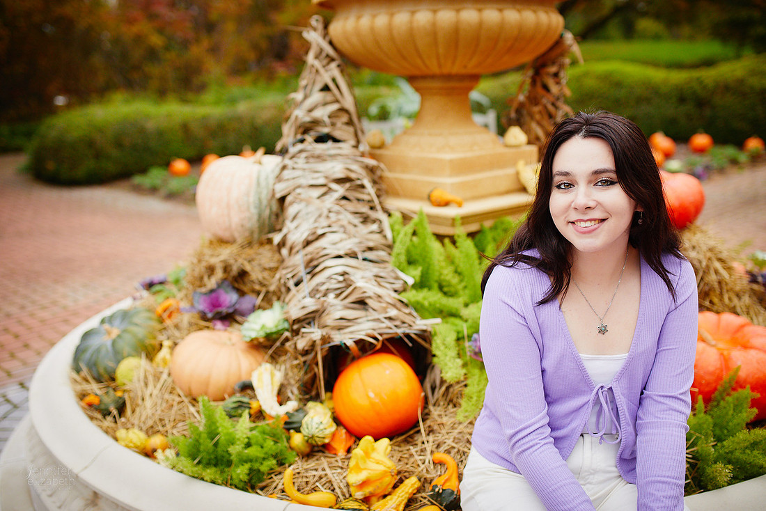 Emma: Senior Session at Kingwood Center Gardens in Mansfield