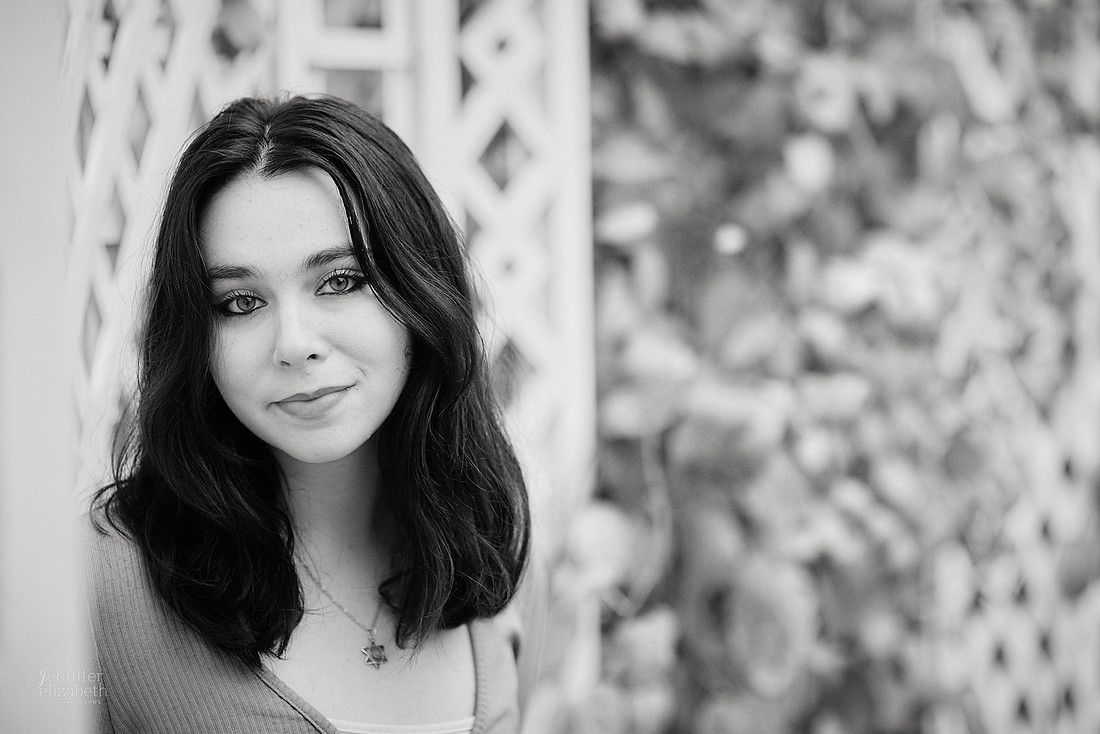 Emma: Senior Session at Kingwood Center Gardens in Mansfield