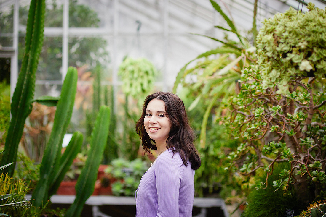 Emma: Senior Session at Kingwood Center Gardens in Mansfield