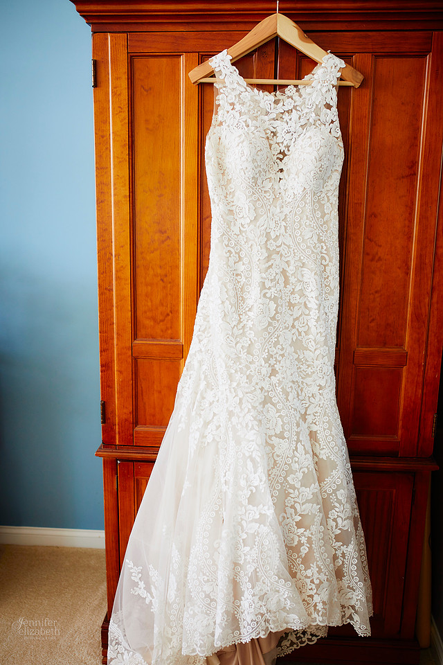Karla & Frederick: Wedding in Avon Lake and at Lorain County Transportation Center