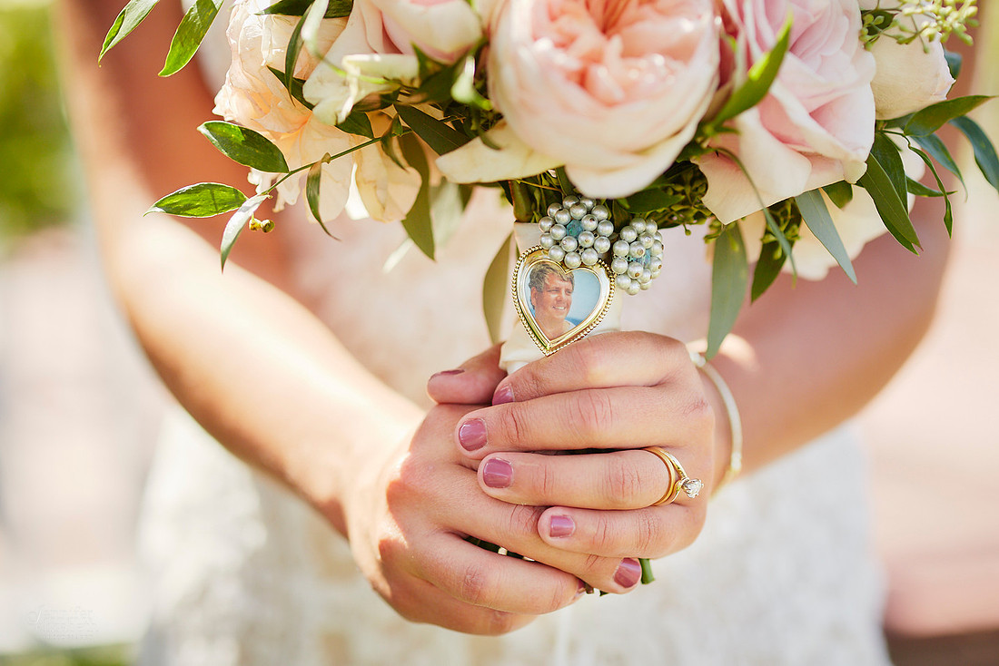 Karla & Frederick: Wedding in Avon Lake and at Lorain County Transportation Center