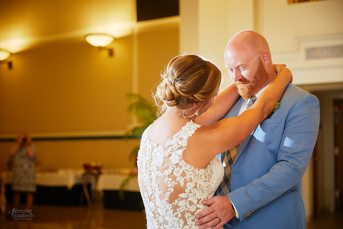 Karla & Frederick: Wedding in Avon Lake and at Lorain County Transportation Center