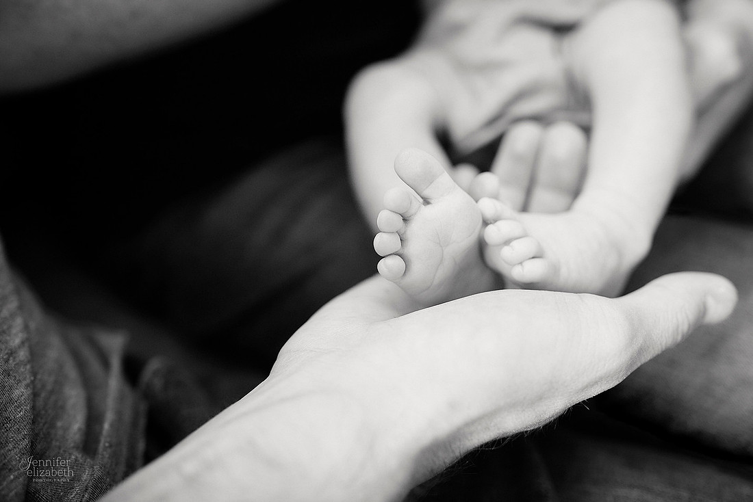 Baby Nolan: Lifestyle Newborn Session in Walton Hills, Ohio