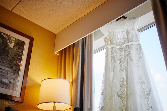 Allison & Taylor: Downtown Cleveland Wedding at Lake Affect Studios