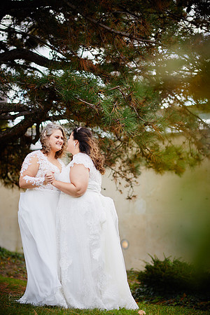 Allison & Taylor: Downtown Cleveland Wedding at Lake Affect Studios