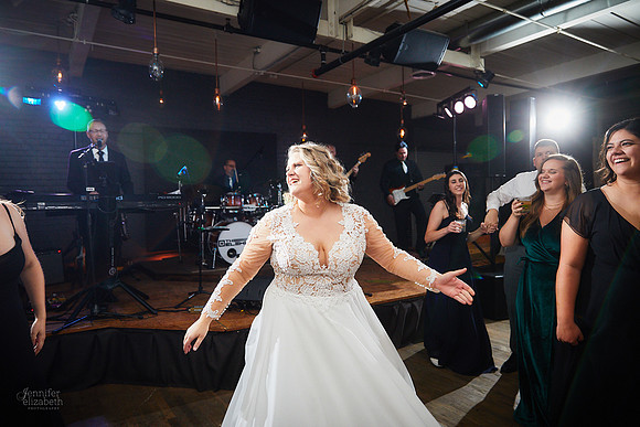 Allison & Taylor: Downtown Cleveland Wedding at Lake Affect Studios