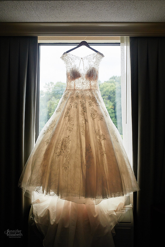 Melissa & Justin: Wedding at Mapleside Farms in Brunwick