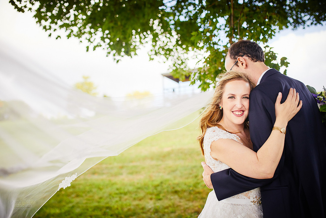 Melissa & Justin: Wedding at Mapleside Farms in Brunwick
