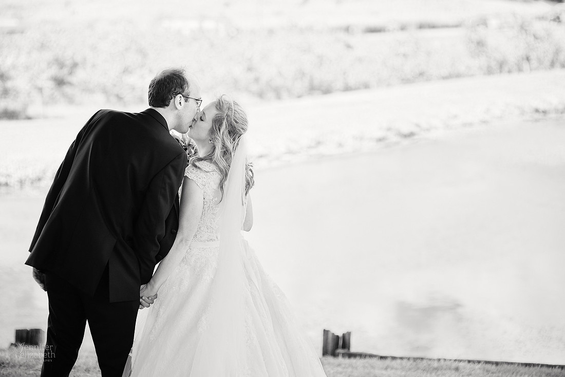 Melissa & Justin: Wedding at Mapleside Farms in Brunwick