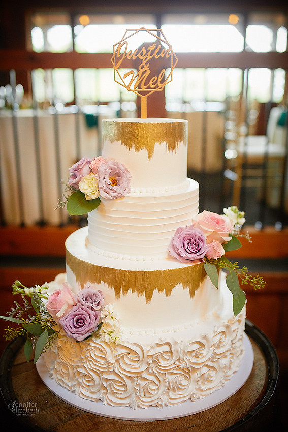 Melissa & Justin: Wedding at Mapleside Farms in Brunwick