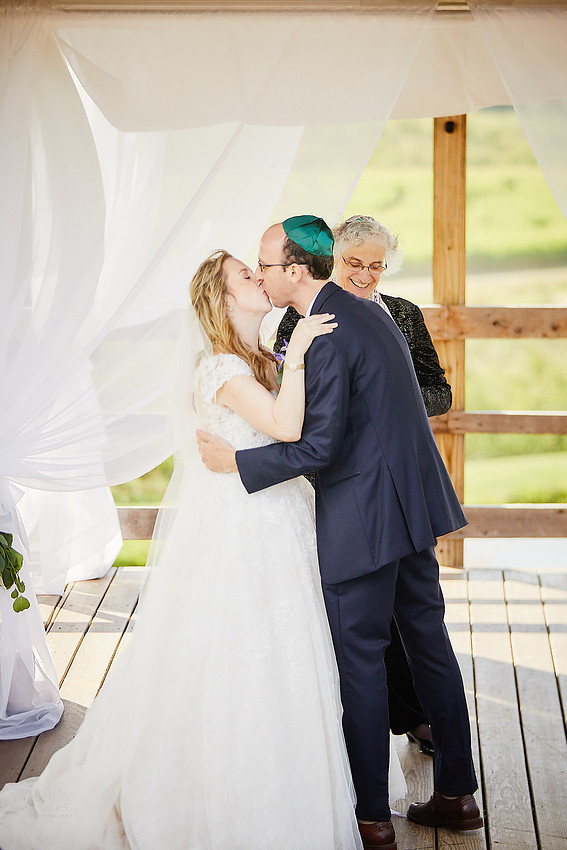 Melissa & Justin: Wedding at Mapleside Farms in Brunwick